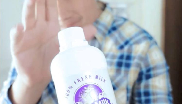 Billy Leonardo – Susu Kambing Araca Milk