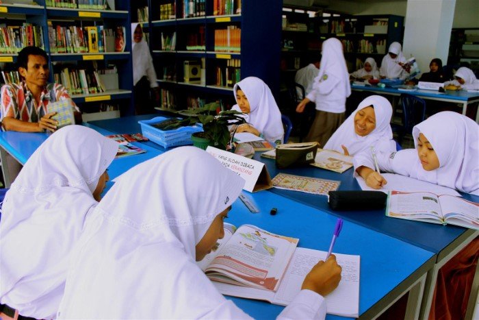 Hafal 30 Juz Al Qur’an, Pesantren di Bandung Ini Berangkatkan Umroh Siswanya