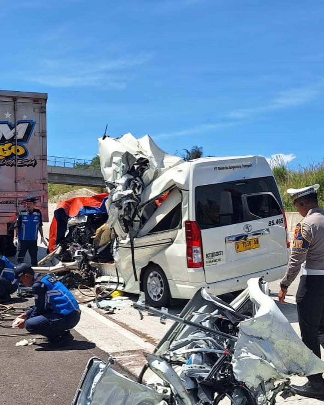 Fakta-fakta Kecelakaan di Tol Cisumdawu Hari Ini (Instagram @sumedangaktif)